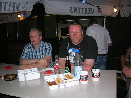 Hannes und Werkstattparty 032